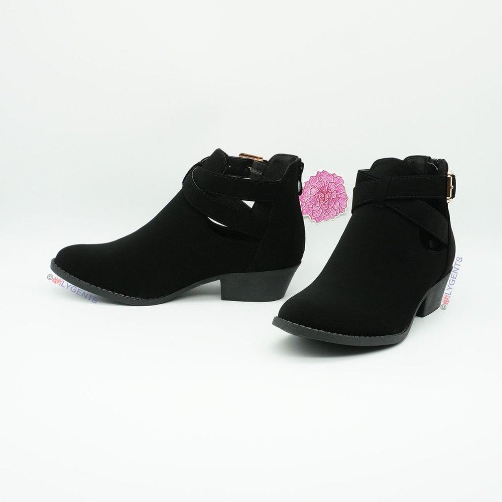 Top Moda Black 7M Bootie NEW